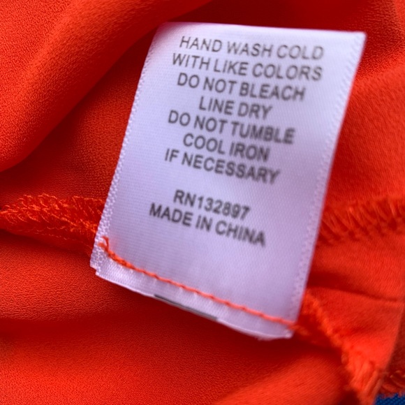 NWT Rose + Olive Long Sleeved V-Neck Persimmon Top - Picture 2 of 7